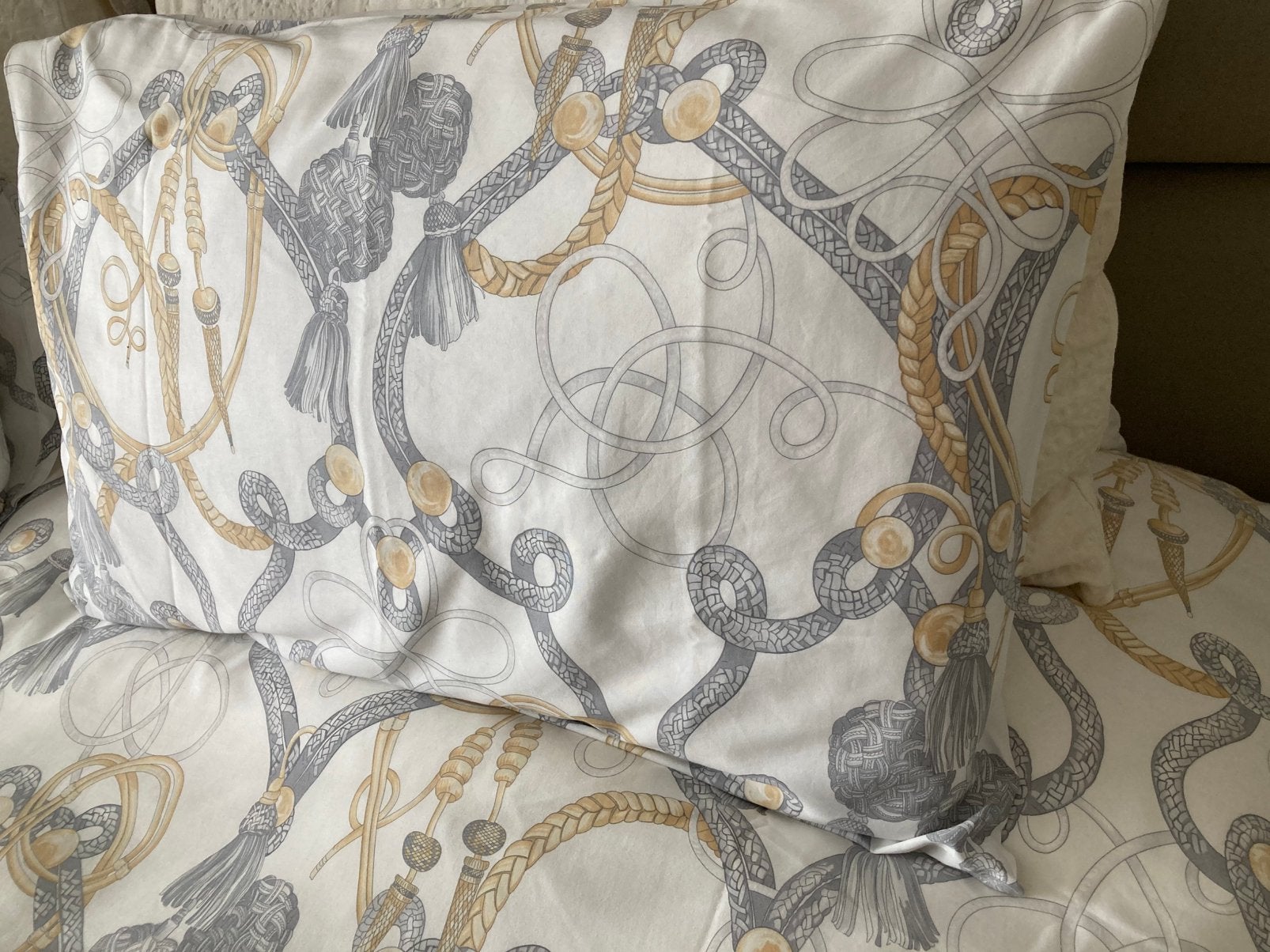 ZARA HOME DEKBEDOVERTREK 2.40 x 2.20, Ophalen of Verzenden, Zo goed als nieuw, Tweepersoons, Dekbedovertrek