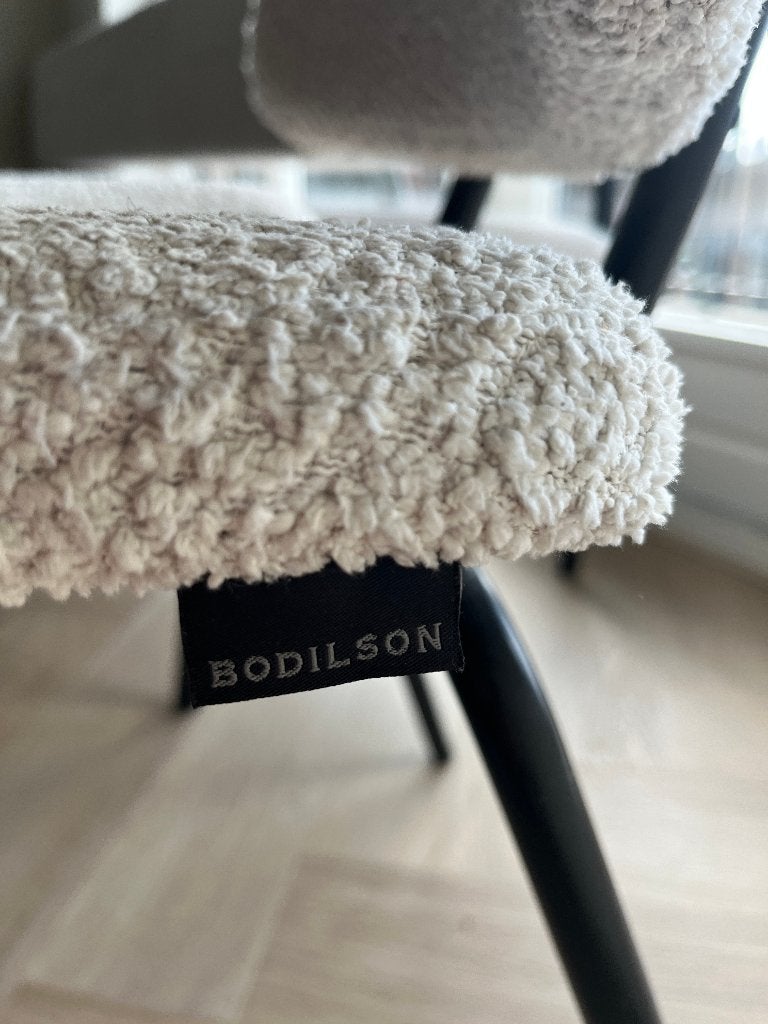 4 eetkamerstoelen en eetkamerbank Bodilson, Ophalen, Wit, Stof, Vier