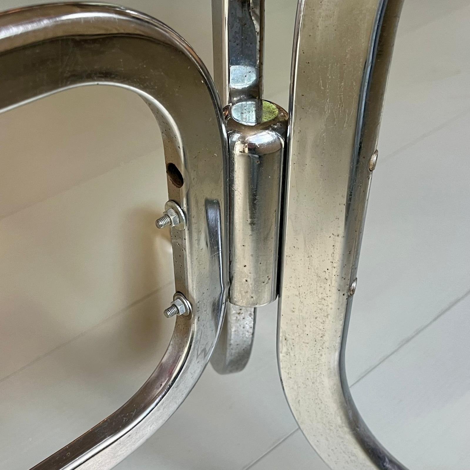 Vintage Bijzettafel met Glazen Blad en Chromen Frame, Huis en Inrichting, Tafels | Bijzettafels, Ophalen, Minder dan 45 cm, Minder dan 55 cm