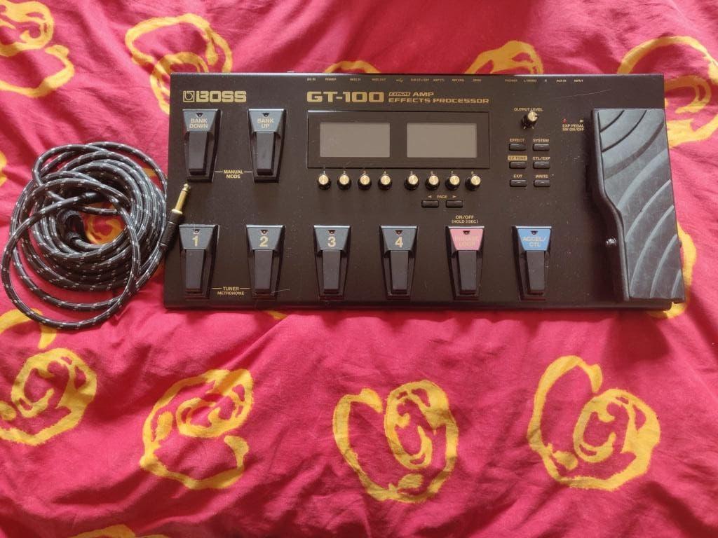 GT-100 met kabel, Muziek en Instrumenten, Effecten, Ophalen of Verzenden, Zo goed als nieuw