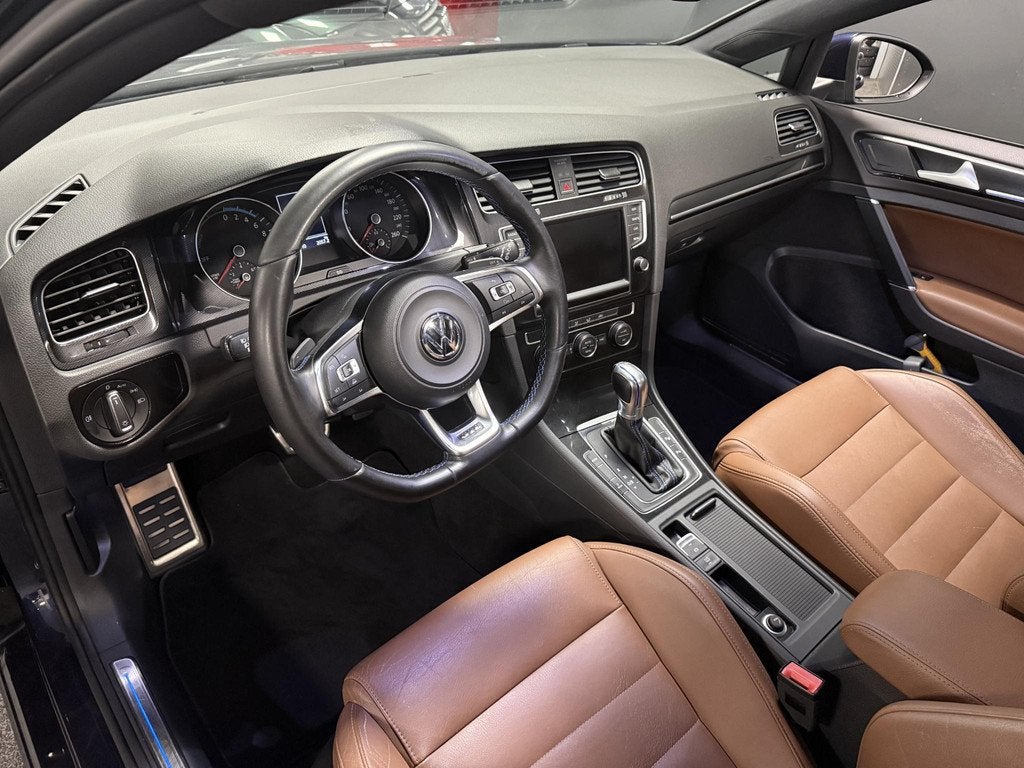 Volkswagen Golf 1.4 TSI GTE Panorama dak Leder Apple-carplay, Auto's, Volkswagen, Stof, Gebruikt, 4 cilinders, Blauw