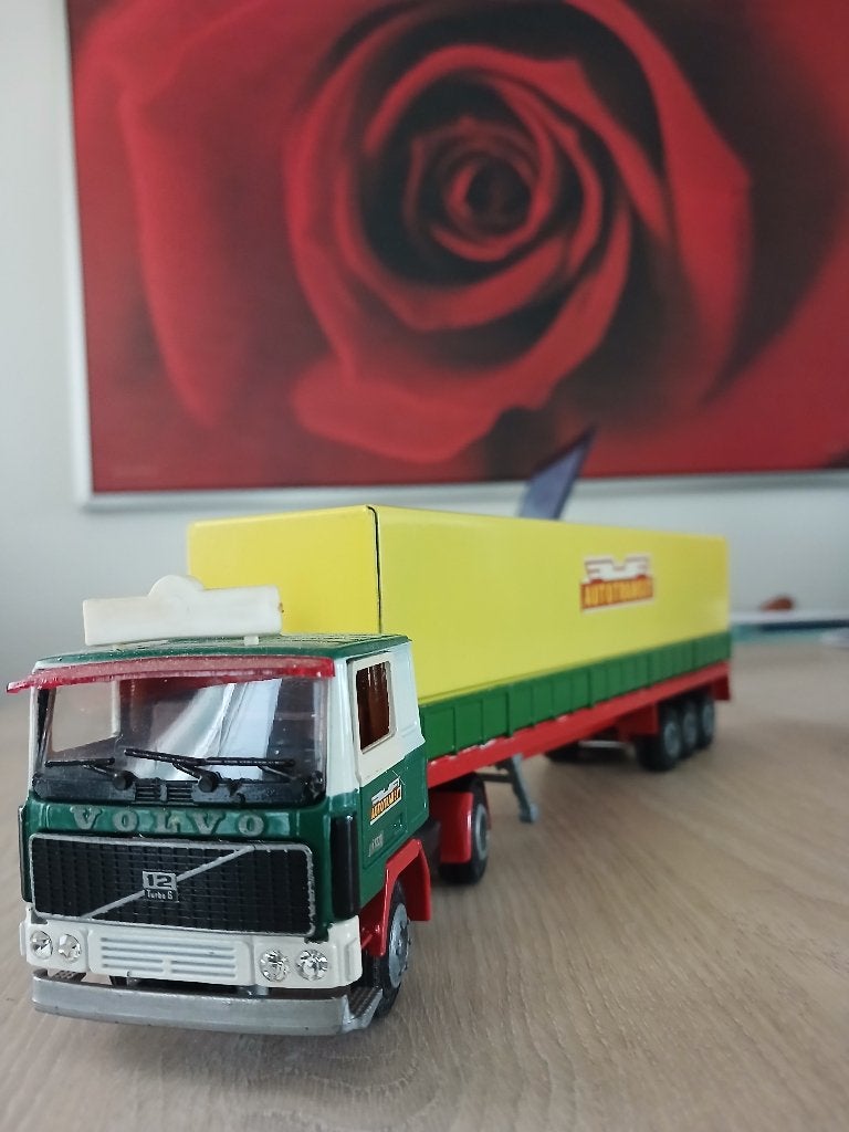 tekno, Hobby en Vrije tijd, Modelauto's | 1:50, Ophalen of Verzenden, Zo goed als nieuw, Bus of Vrachtwagen, Tekno