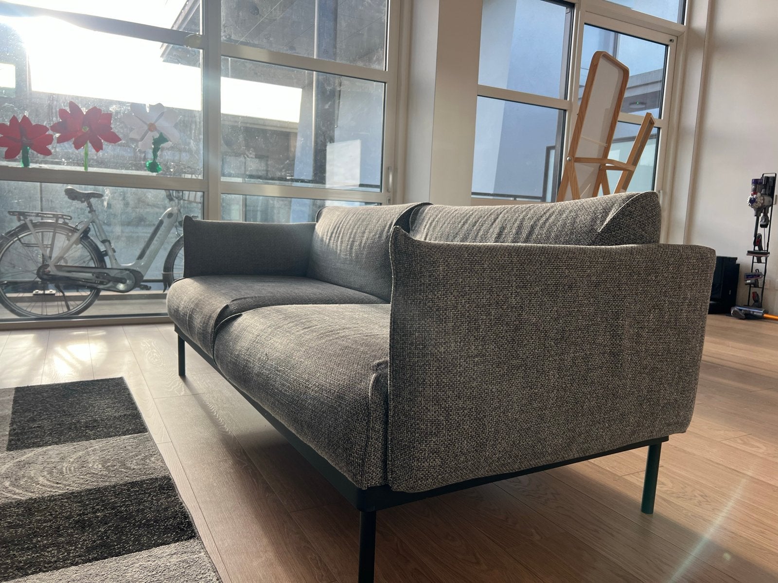 IKEA ÄPPLARYD 3-zitsbank – grijs/zwart 290€, Ophalen, Gebruikt, Driepersoons, 75 tot 100 cm