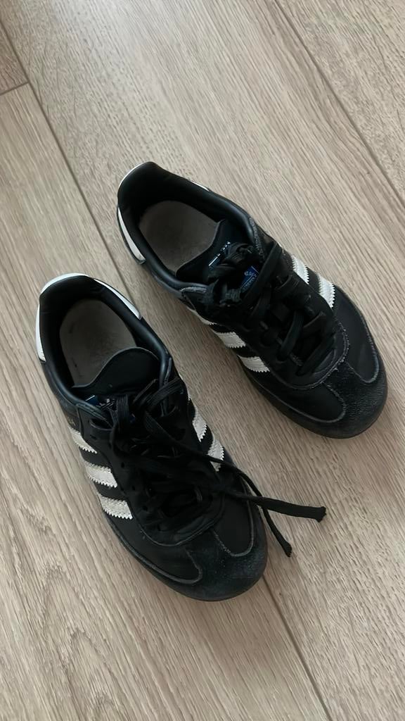 Adidas zgan maat 30, Ophalen of Verzenden, Zo goed als nieuw, Schoenen