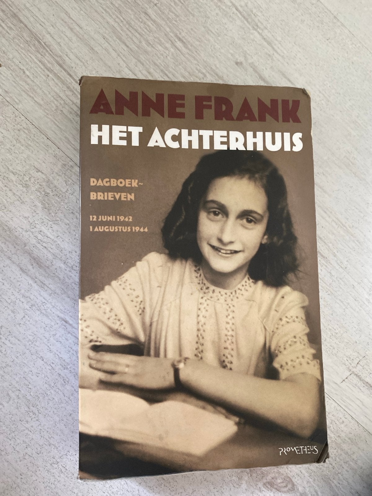 Het Achterhuis - Anne Frank (Dagboekbrieven)2019,90e druk, Ophalen of Verzenden, Gelezen, Overige