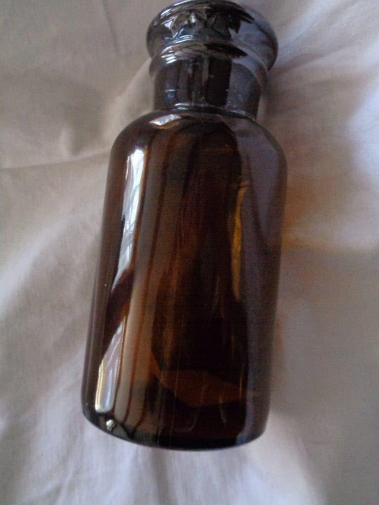 bruine apotheek fles 18 cm hoog is stoppot 8 cm doorsnede, Ophalen of Verzenden