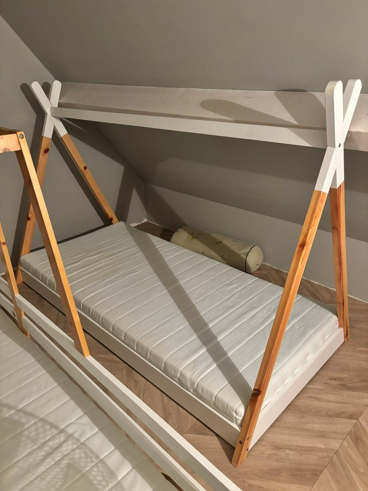 Eenpersoons wigwam bed incl nieuw matras, Ophalen, Eenpersoons, Wit, Zo goed als nieuw