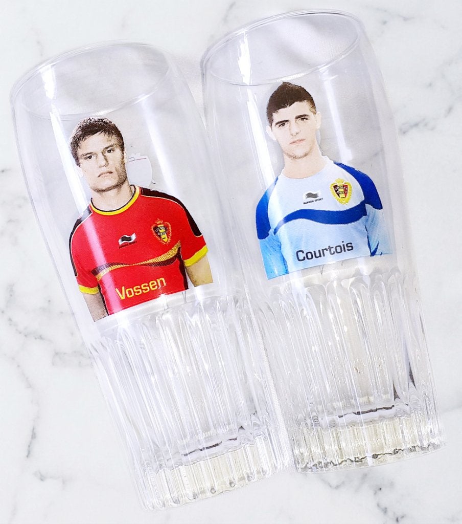 keuken set 2 vintage Jupiler glazen voetbal bierglazen, Glas of Glazen, Nieuw, Ophalen of Verzenden, Glas
