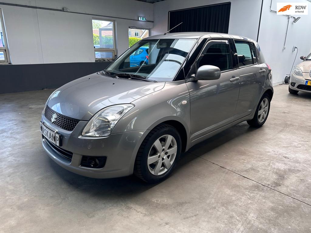 Suzuki Swift 1.3 Bandit|Airco|Keyless|Nieuwe koppeling, Auto's, Suzuki, Bedrijf, Te koop, Swift, ABS, Airbags, Airconditioning