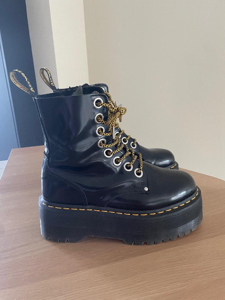 Dr. Martens platform laarzen, Kleding | Dames, Schoenen, Zwart, Lage of Enkellaarzen, Ophalen of Verzenden, Dr. Martens