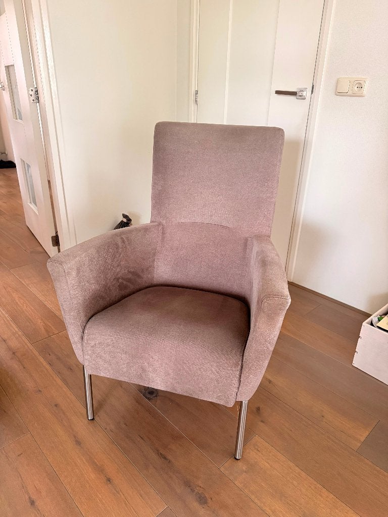Fauteuil taupe kleur, Huis en Inrichting, Fauteuils, Ophalen, Gebruikt, Minder dan 75 cm, Stof