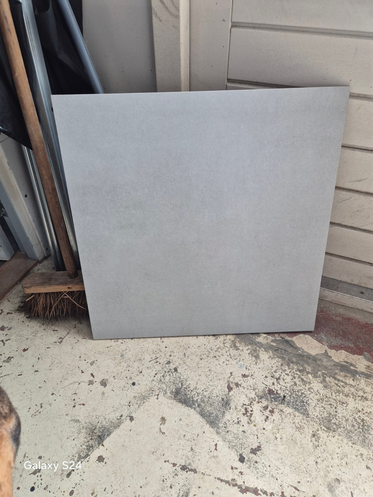 Grijze keramische tegels - 60x60 cm, Ophalen, 60 cm of meer, Nieuw, Minder dan 5 m²
