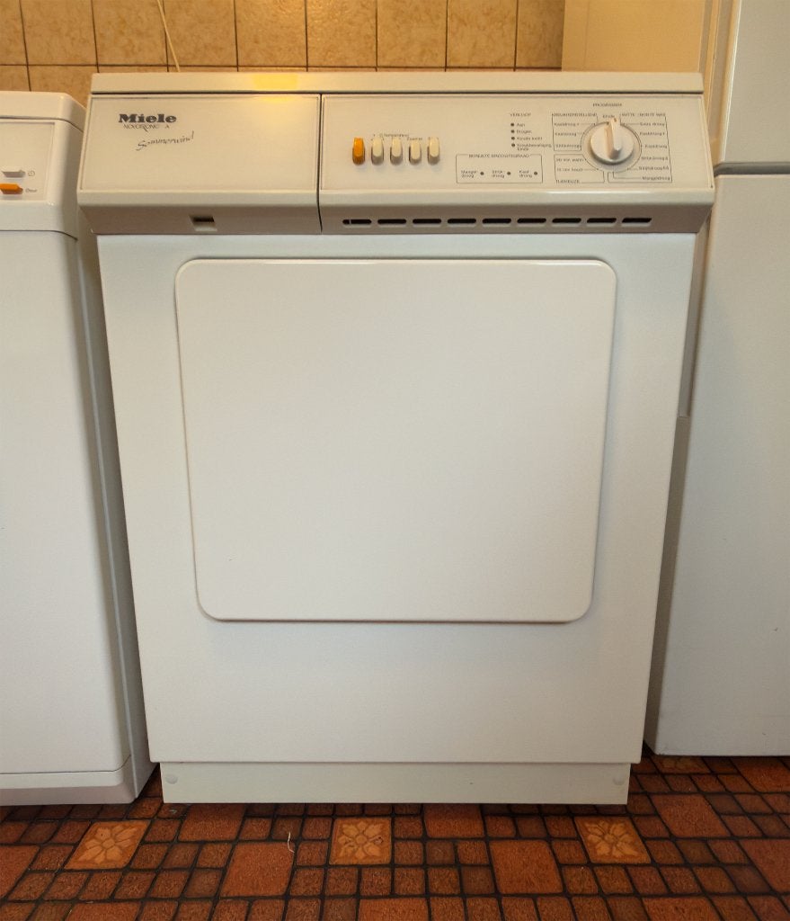 Miele Novotronic A Wasdroger, Ophalen, Gebruikt, Luchtafvoer, 4 tot 6 kg