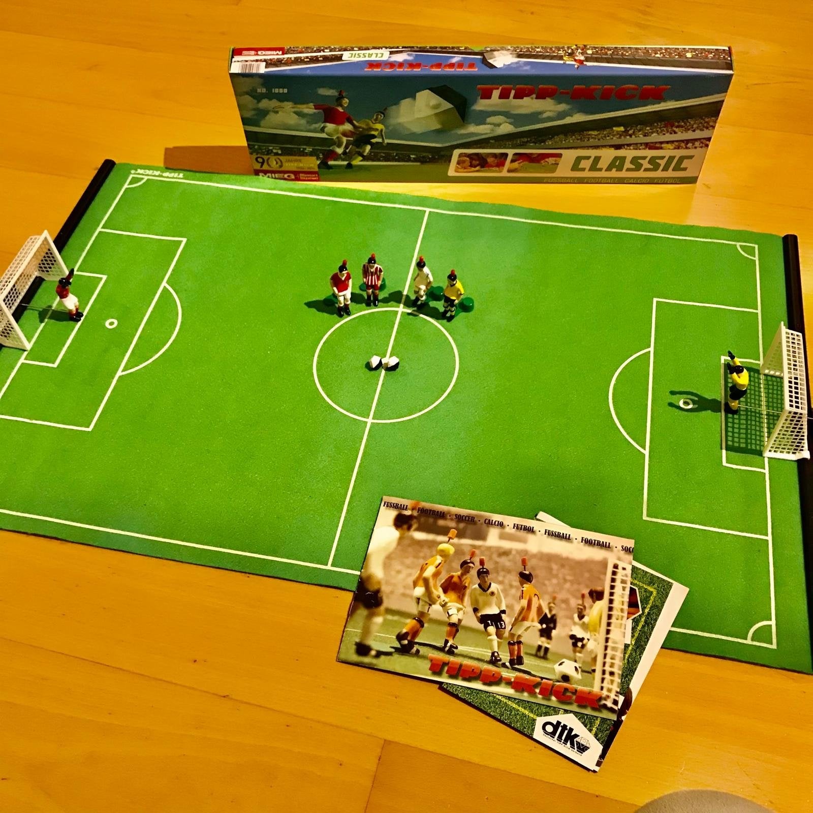 Voetbalspel - Tipp Kick Classic - meedoen aan het WK 2026!, Ophalen of Verzenden, Zo goed als nieuw, Jongen of Meisje