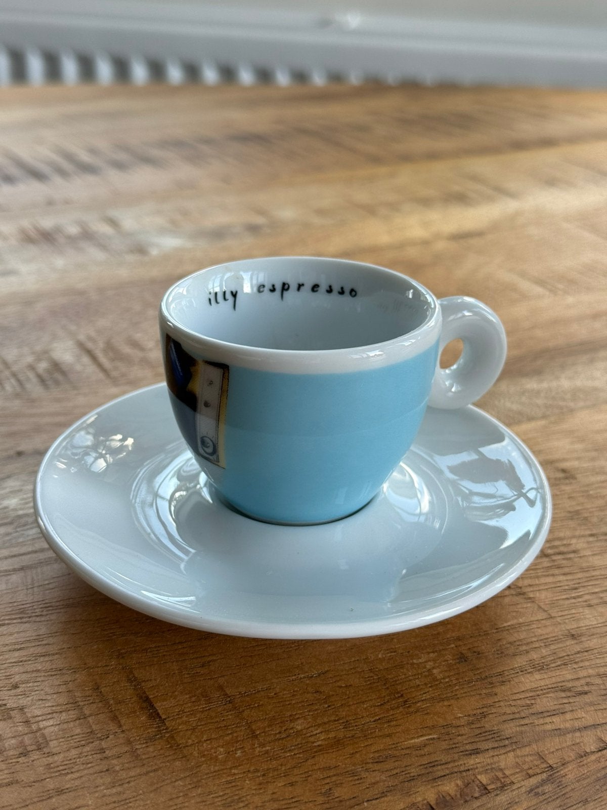 Illy Art Collection: Norma Jeane ‘International Flight’, Ophalen, Zo goed als nieuw, Porselein, Kop en/of schotel