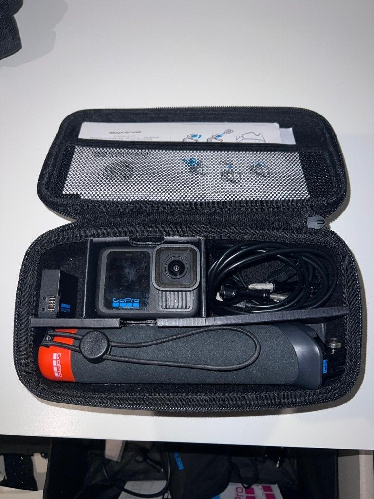 GoPro Hero 13 Black accessoires bundel, Ophalen of Verzenden, Zo goed als nieuw, GoPro