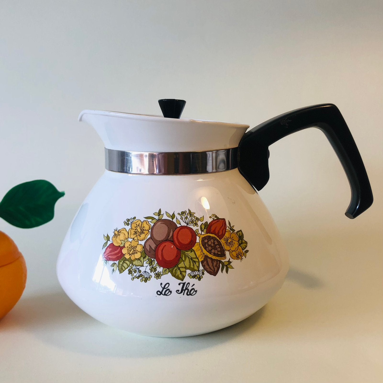 Vintage Koffiepot Corning Ware Spice of Life Le Cafe, Huis en Inrichting, Theepot/fluitketel, Gebruikt, Ophalen of Verzenden, Wit