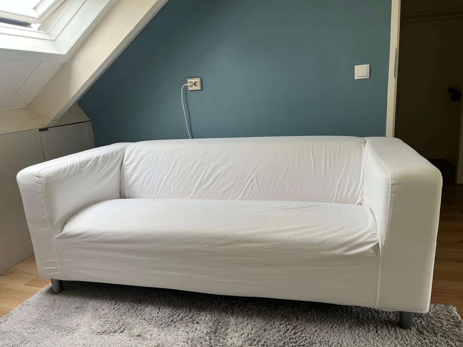 Comfortabele witte tweezitsbank met afneembare hoes, Huis en Inrichting, Ophalen, Gebruikt, 150 tot 200 cm, Tweepersoons