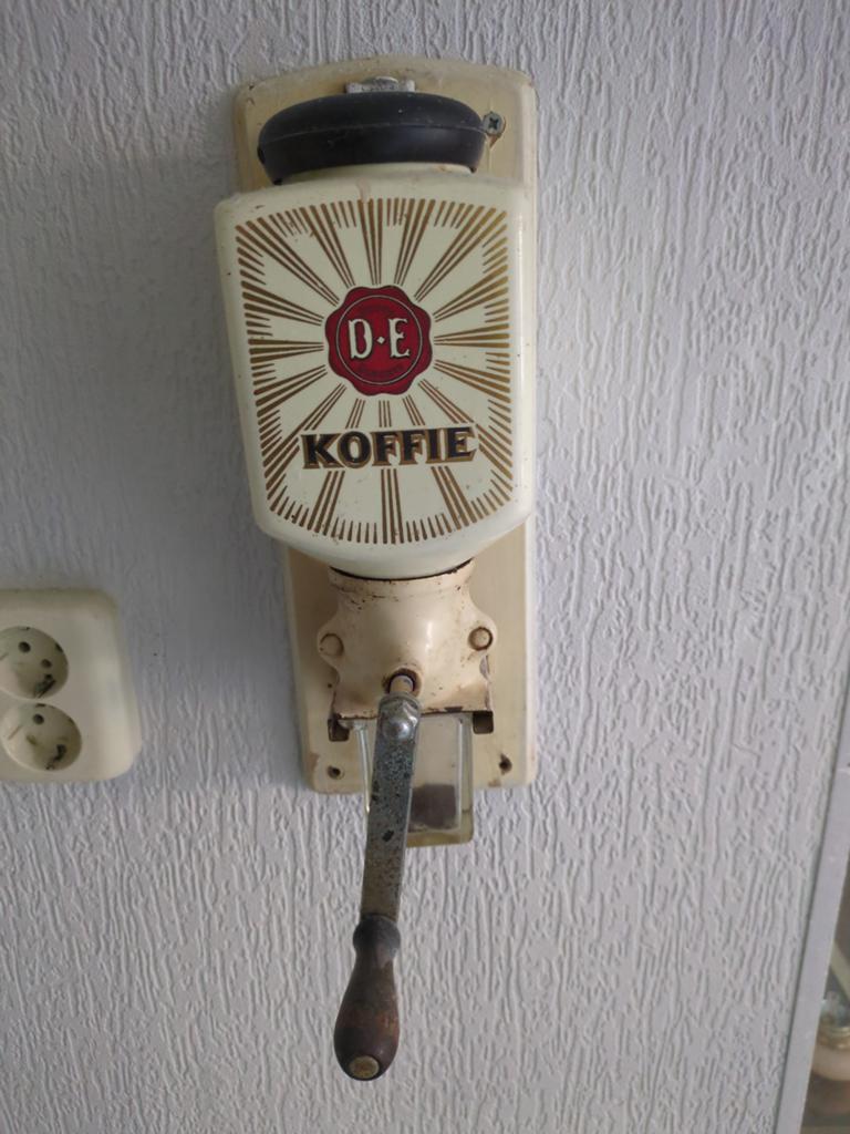 Vintage Douwe Egberts wandkoffiemolen, Ophalen of Verzenden