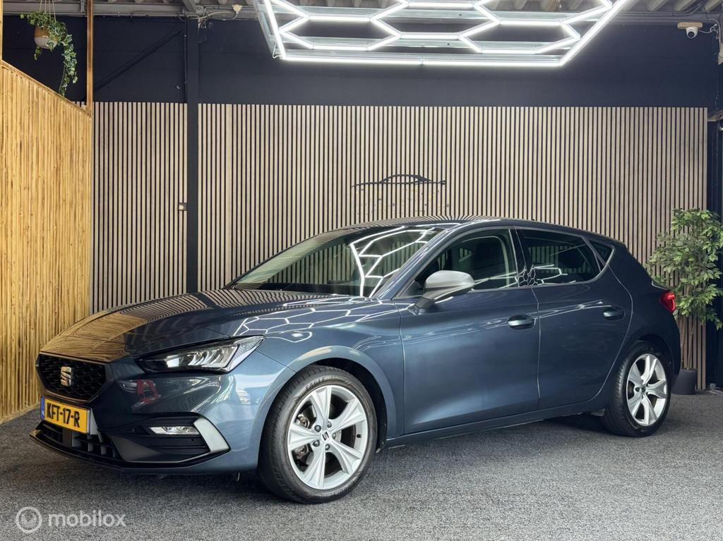 Seat Leon 1.0 eTSI FR Business|Cam|Carplay|Acc|Led|Pdc|Sfeer, Gebruikt, Bedrijf, 3 cilinders, 999 cc