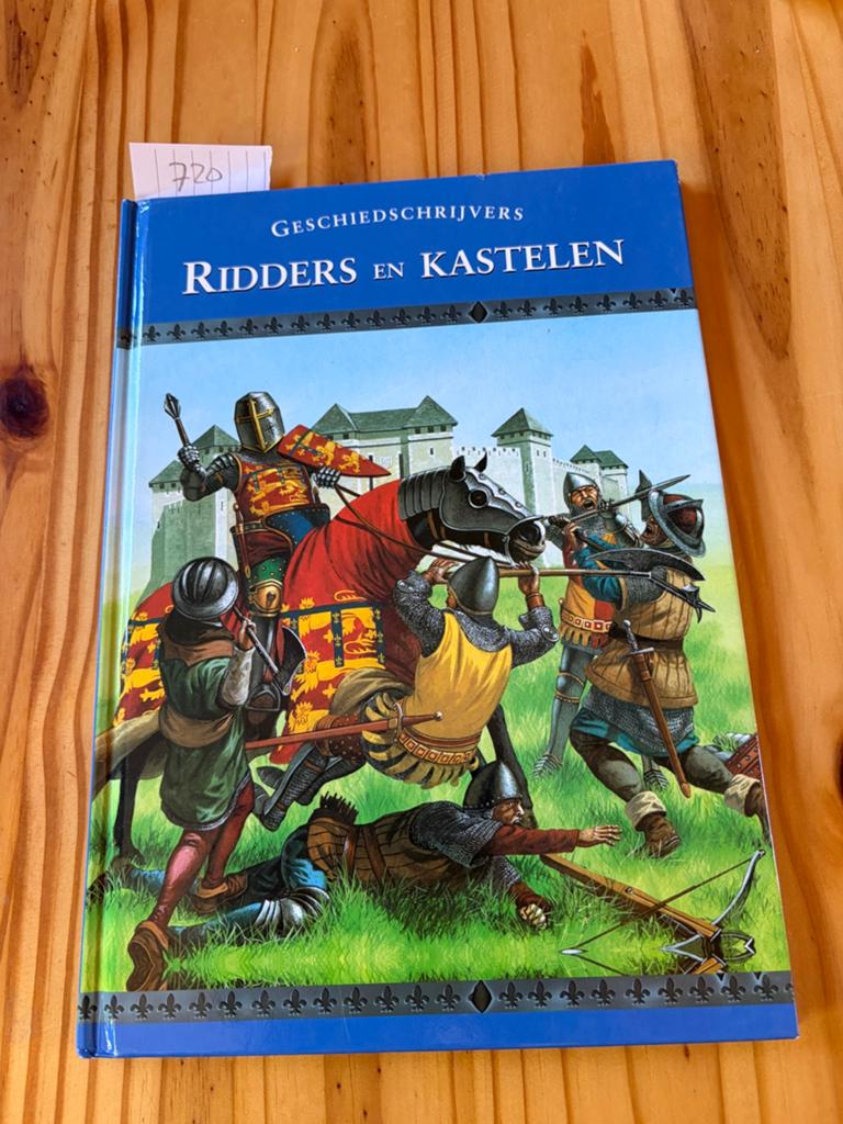 Geschiedschrijvers ridders en kastelen, Boeken, Ophalen of Verzenden, Zo goed als nieuw, Fictie algemeen