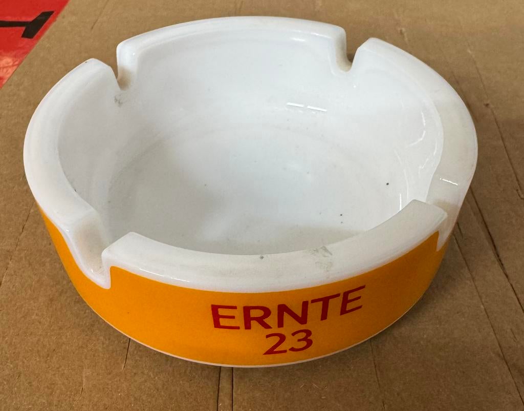 Oud asbakje ERNTE 23 sigaretten, Ophalen of Verzenden, Zo goed als nieuw