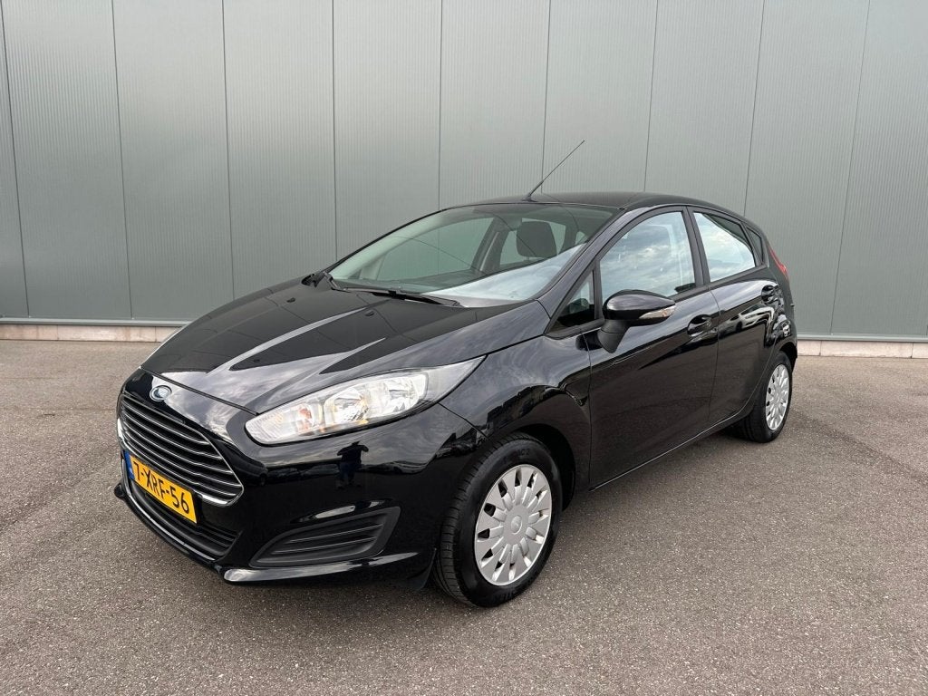 Ford Fiesta 1.6 TDCi Lease Style AIRCO / NAVI / NAP !, Auto's, Euro 5, Start-stop-systeem, 96 €/maand, Zwart