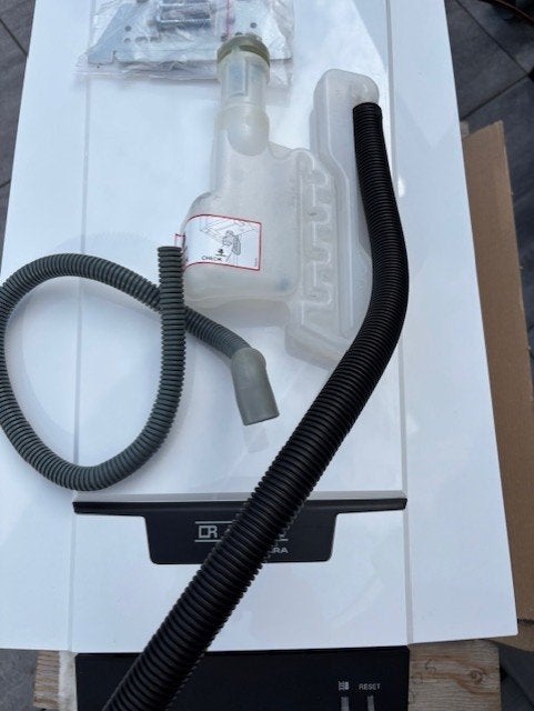 REMEHA TZERRA M 28c CCS, Ophalen, Cv-ketel of Combi-ketel, Minder dan 60 cm, Zo goed als nieuw