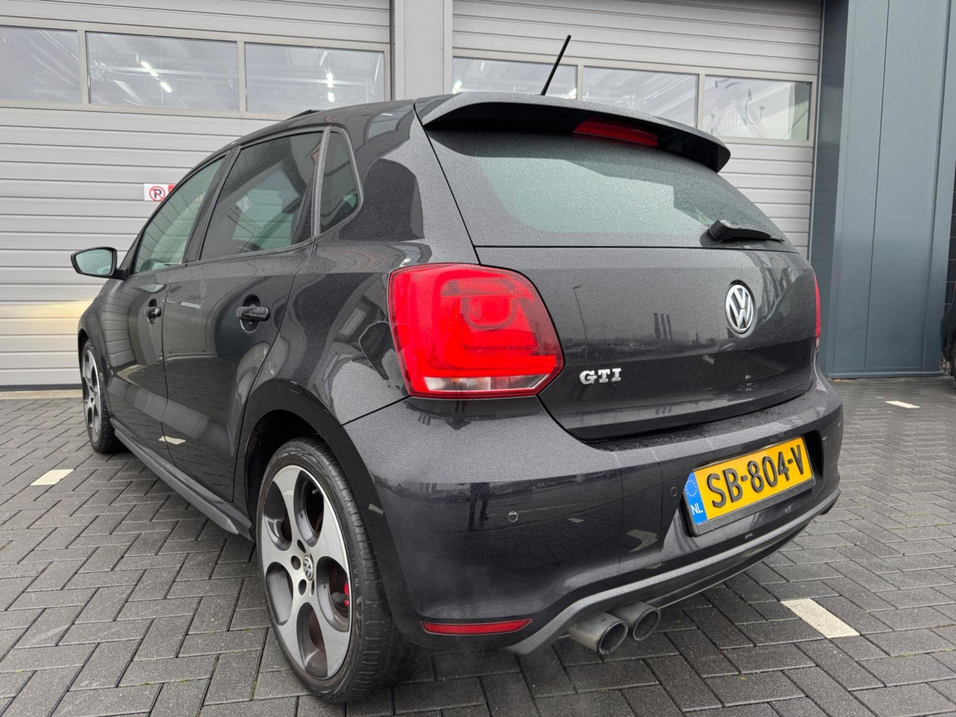 Volkswagen Polo 1.4 TSI GTI DSG 180PK PANO Navi Airco Cruise, Euro 5, 4 cilinders, Automatische klimaatregeling, Zwart