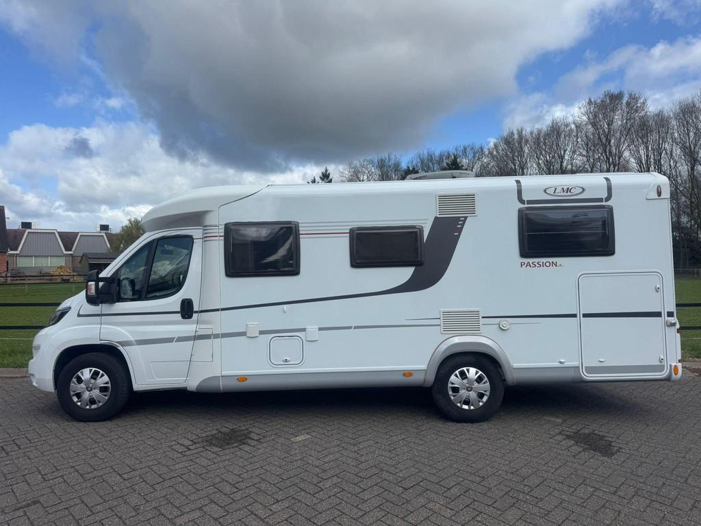 Lmc T672 LMC T673G Passion, Caravans en Kamperen, Campers, Automaat, 7 tot 8 meter, Bedrijf, Diesel