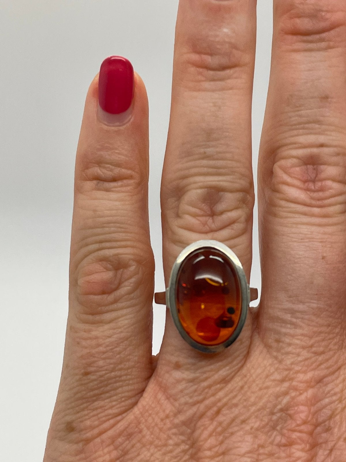 E276 Prachtige zilveren ring amber maat 19, Sieraden, Tassen en Uiterlijk, Antieke sieraden, Ophalen of Verzenden, Zilver, Ring