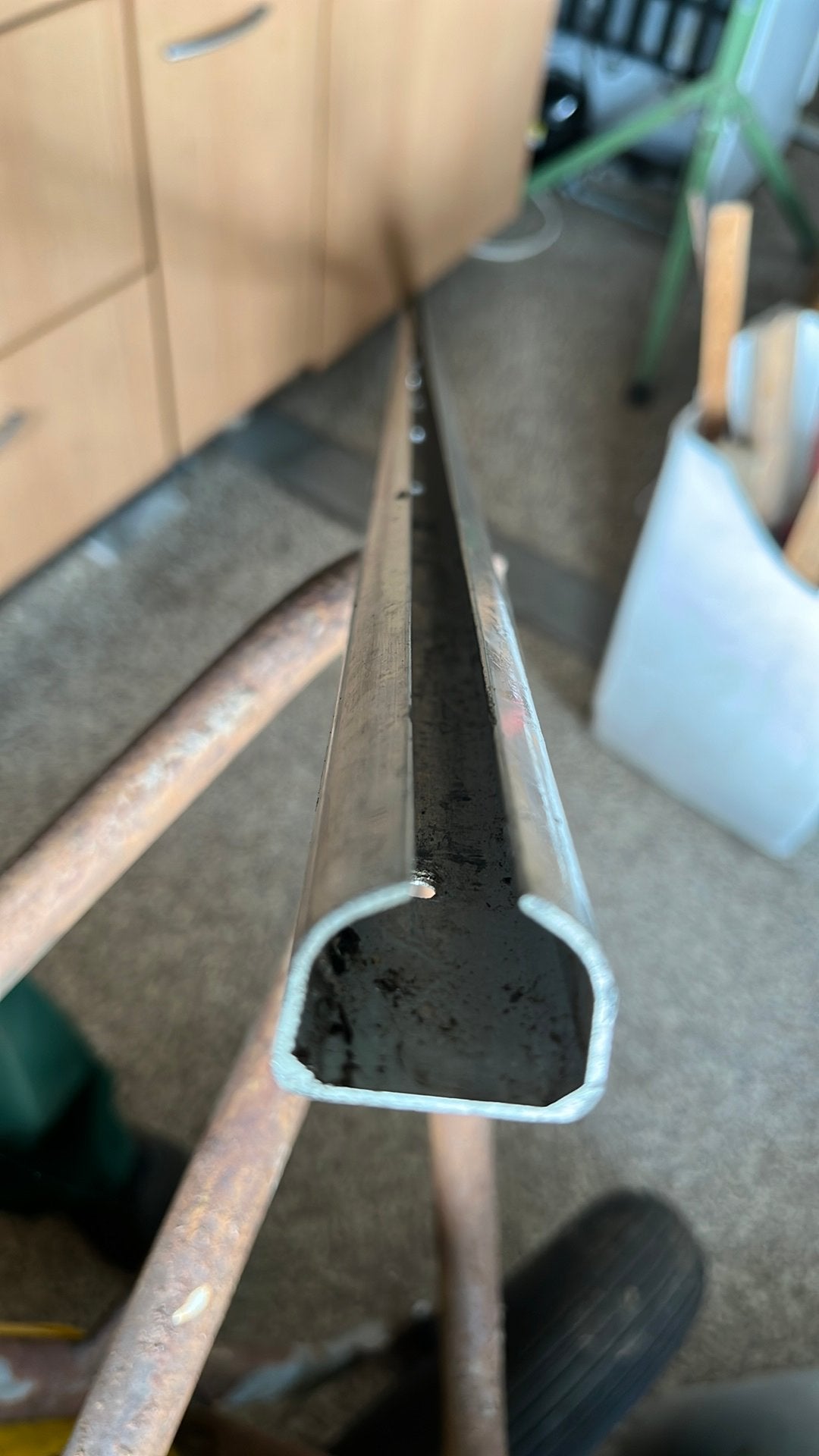 Roldeur rail 2 meter aluminium Saheco, Ophalen, Gebruikt, Binnendeur, Schuifdeur