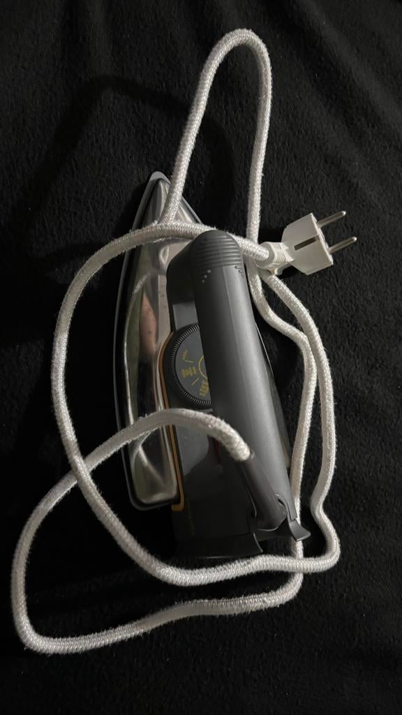Philips Iron / Philips Ijzer / Philips Strijkijzers, Ophalen, Zo goed als nieuw