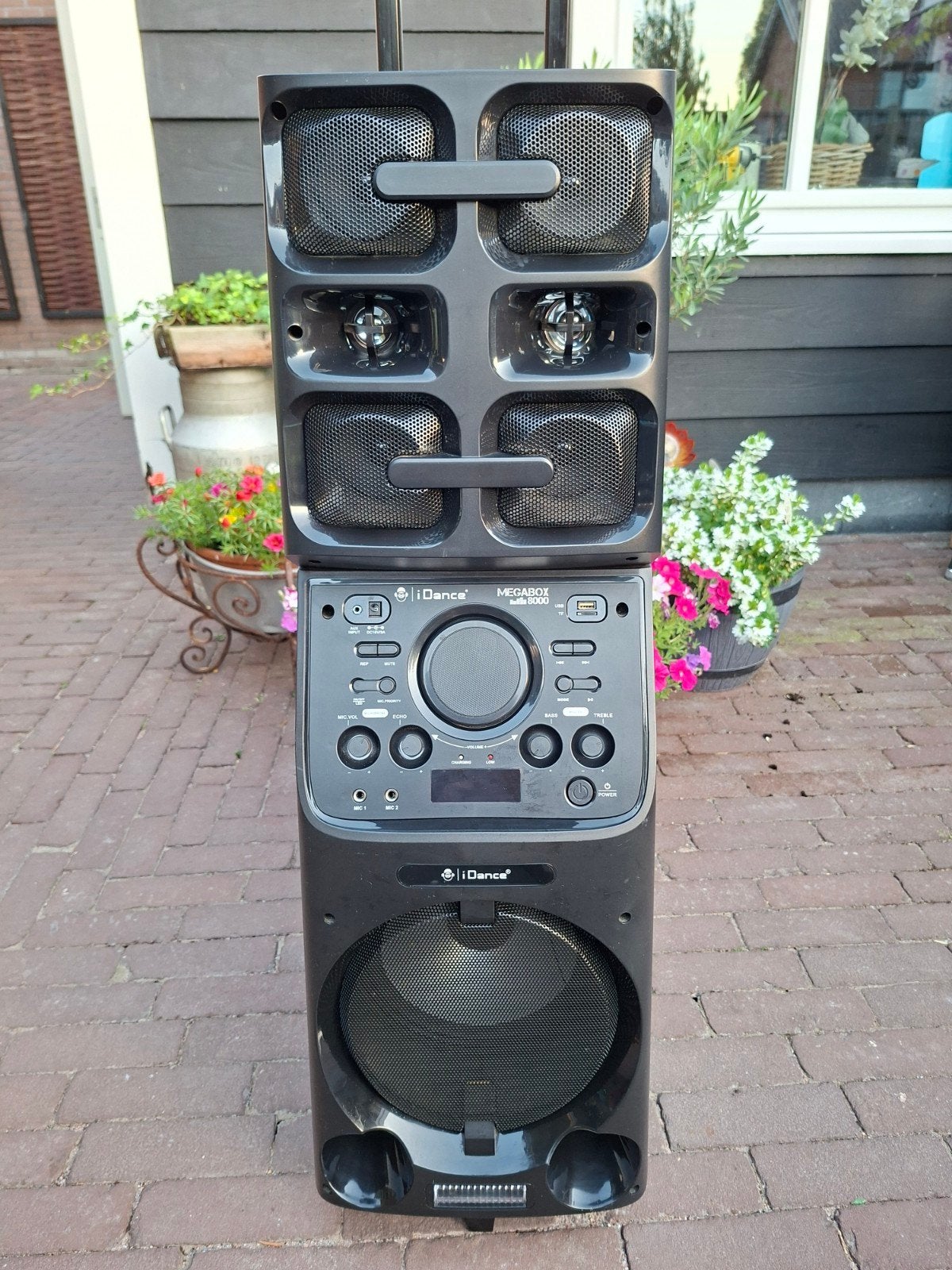 muziekbox met Bluetooth en karaoke, Ophalen, Zo goed als nieuw, Complete set