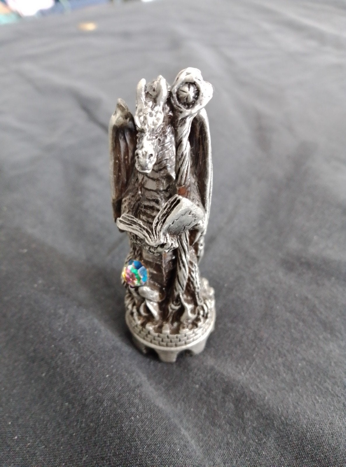 Metalen Draak Beeldje met Kristal - Fantasy Decoratie, Ophalen, Zo goed als nieuw