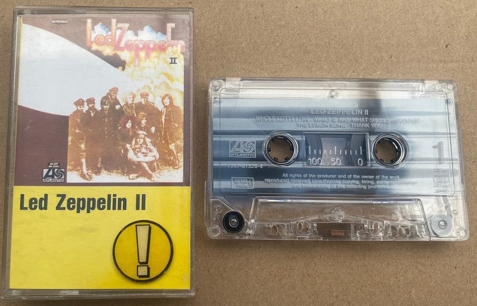 Led Zeppelin II cassette, Ophalen of Verzenden, Zo goed als nieuw, Rock en Metal, 1 bandje
