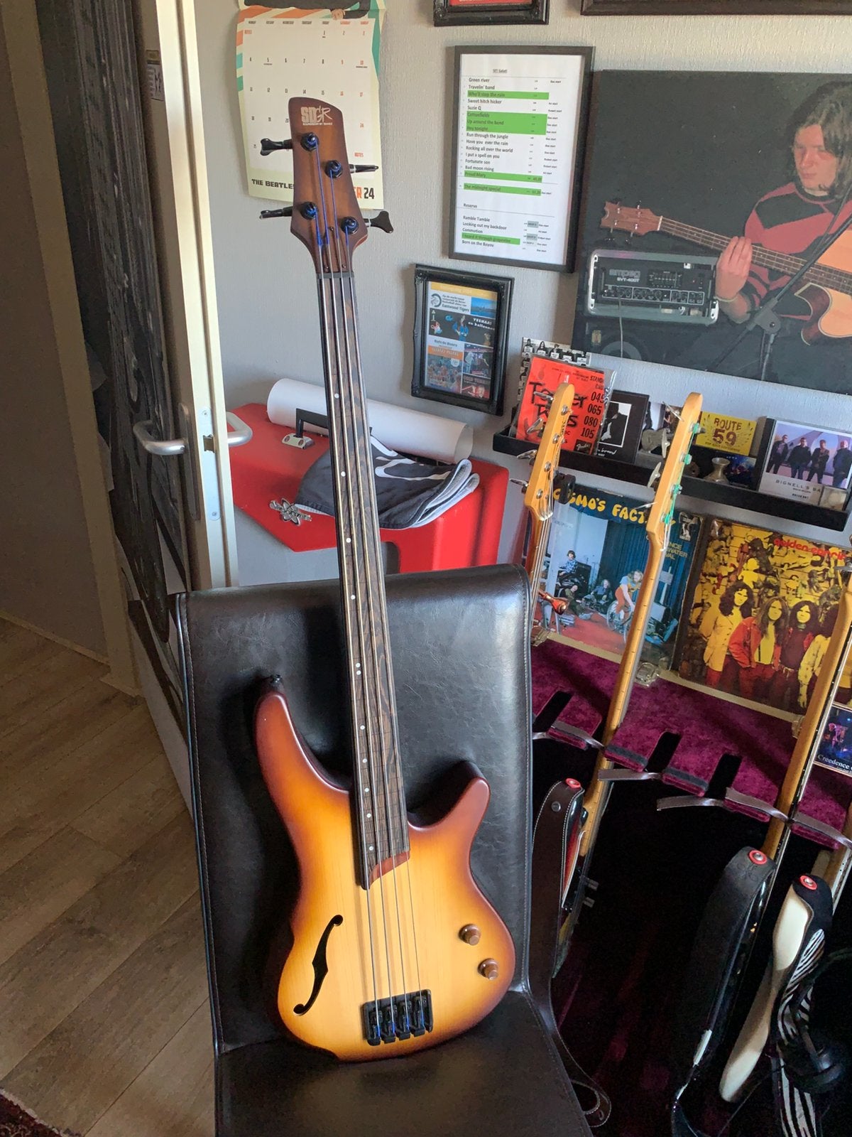 Ibanez fretless hollow body bass, Ophalen, Zo goed als nieuw