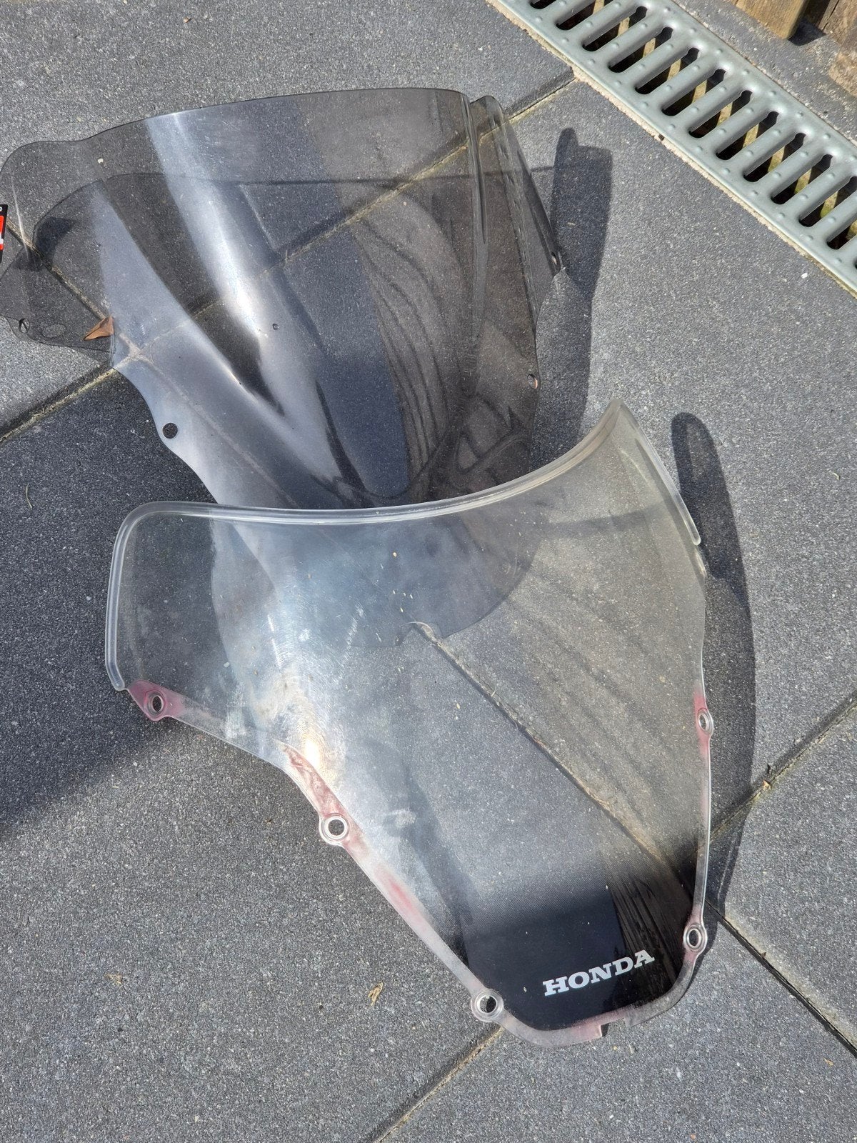 Honda motorruiten (2 stuks), Ophalen