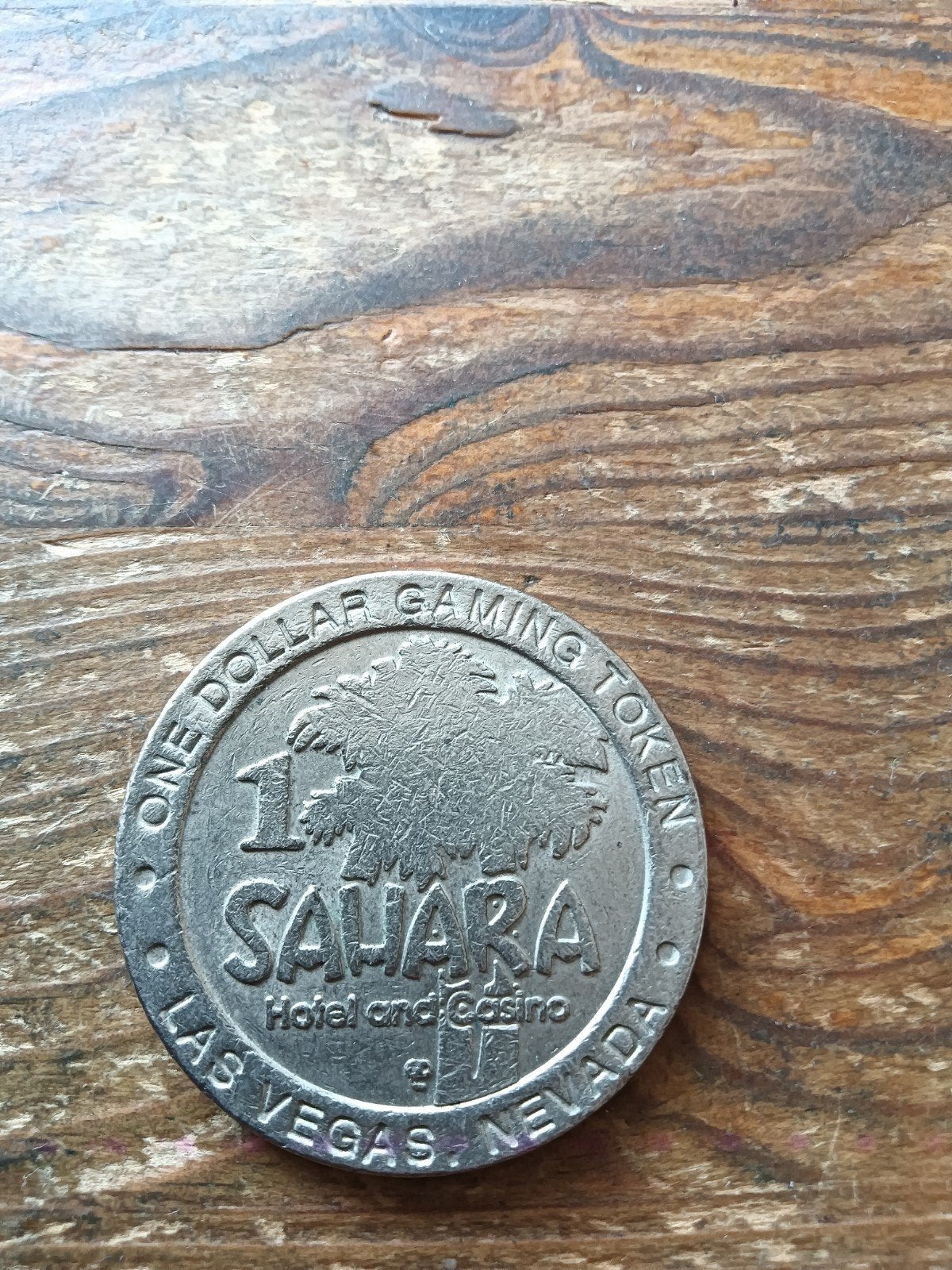 Sahara Hotel & Casino Las Vegas casino Dollar Gaming Token, Ophalen of Verzenden, Overige materialen, Buitenland