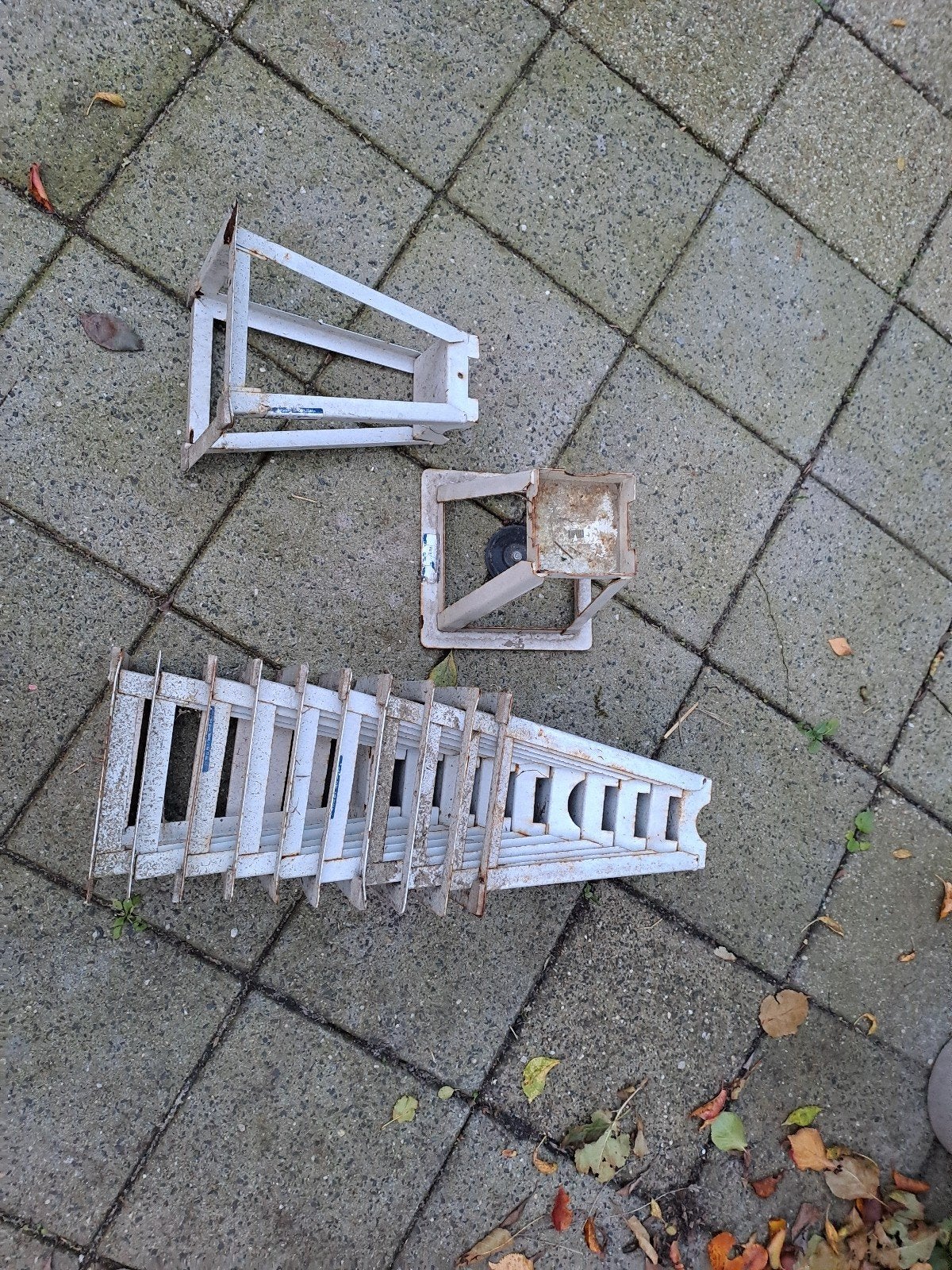 Bedverhogers verhogers 12 stuks zie foto's, Gebruikt, 90 cm, Eenpersoons, Ophalen of Verzenden