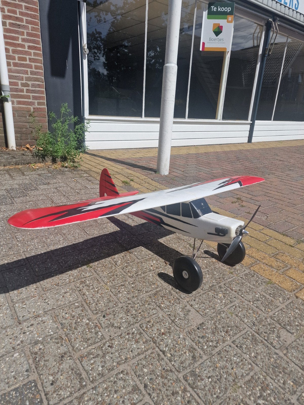 Dynam 1600mm RC Vliegtuig met afstandsbediening en accessoir, Ophalen, Nieuw, Elektro