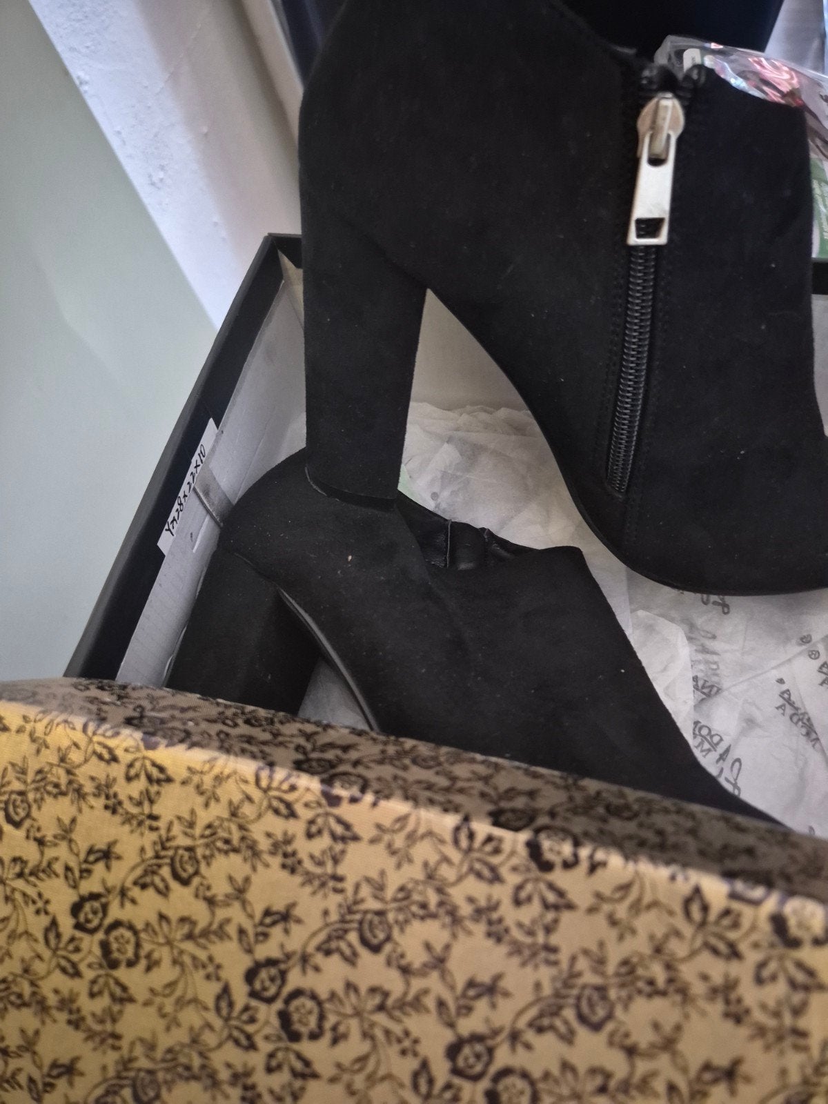 Zwarte stoffen hoge schoenen - Maat 39, Zwart, Lage of Enkellaarzen, Ophalen of Verzenden, Zo goed als nieuw