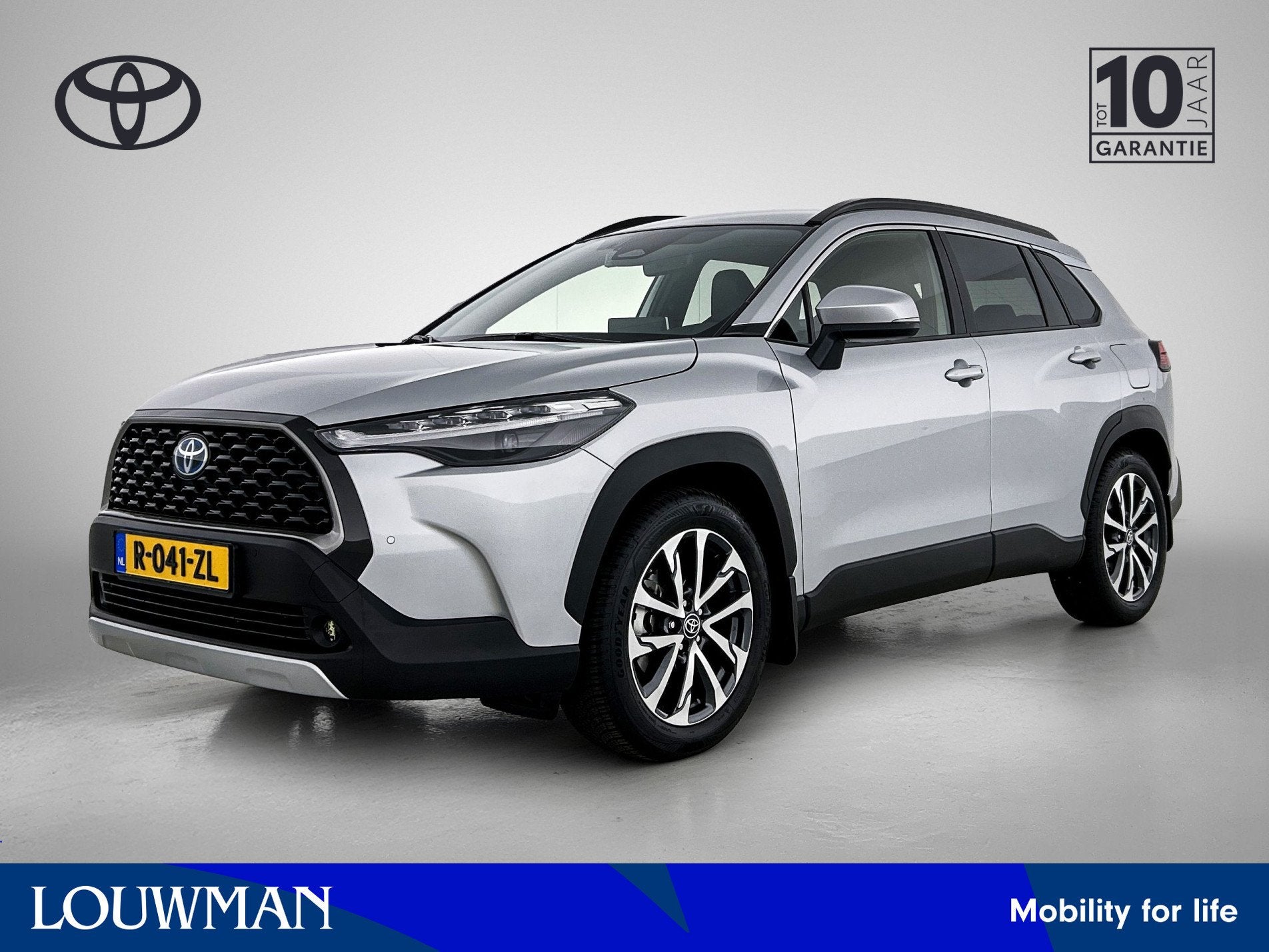 Toyota Corolla Cross 2.0 Hybrid First Edition | Navigatie |, 12 maanden, Gebruikt, 4 cilinders, Leder en Stof