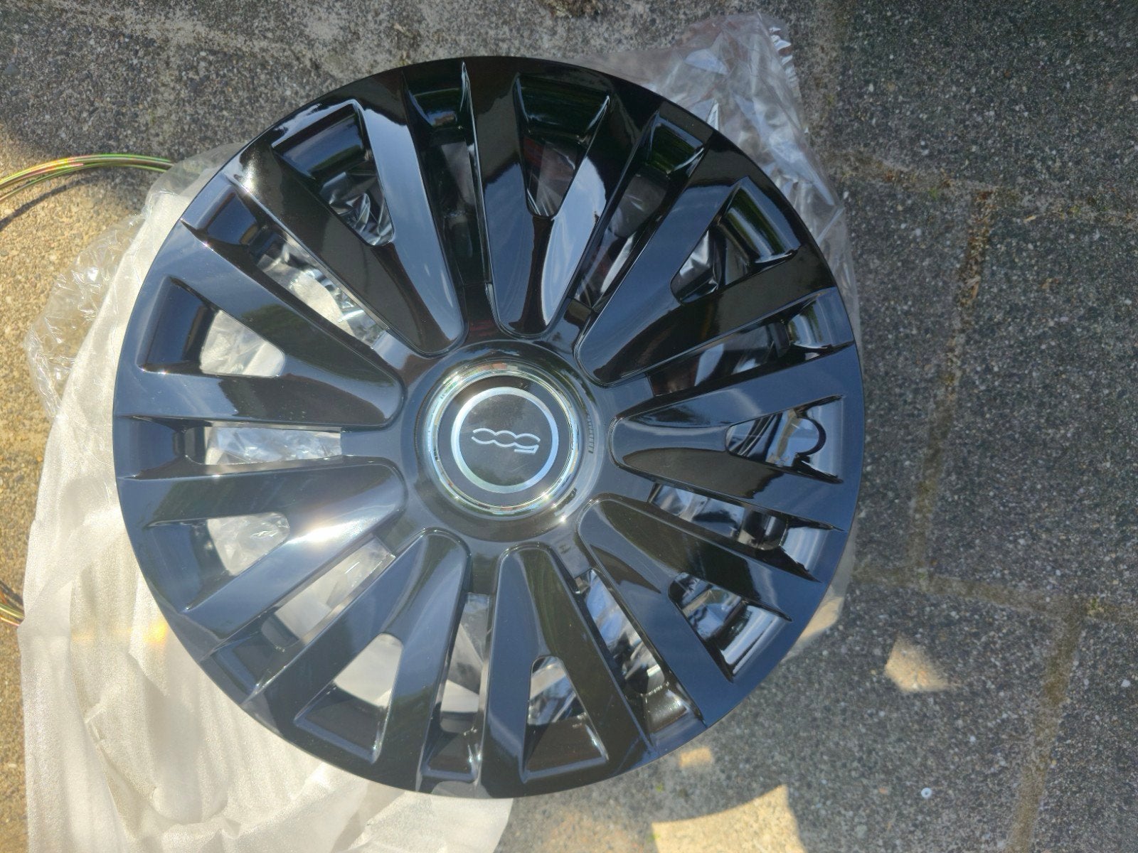 Nieuwe 14 inch wieldoppen Fiat 500 (4 stuks), Ophalen of Verzenden, Nieuw