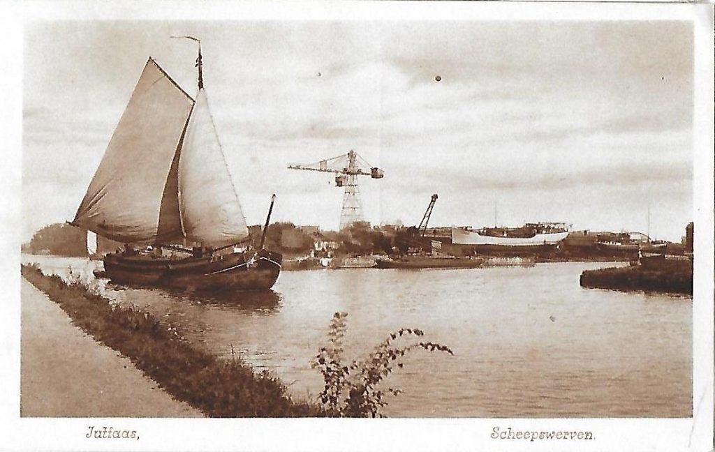 Jutfaas Scheepswerven Oude Ongelopen Ansichtkaart ( 8720 ), Verzamelen, Ansichtkaarten | Nederland, Ophalen of Verzenden, 1940 tot 1960
