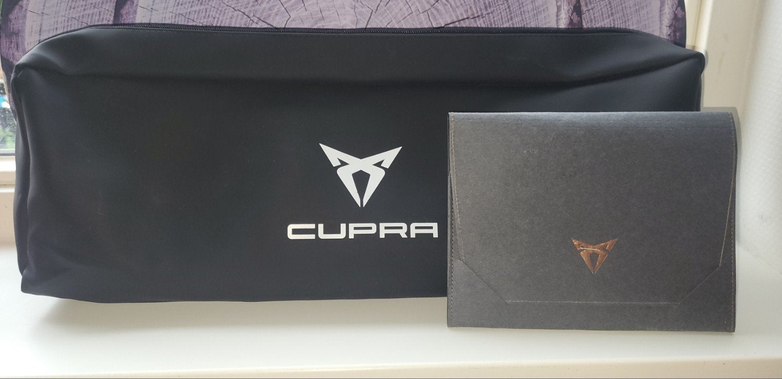 Nieuwe Originele Seat Cupra 1e hulp kit + papieren boekje, Ophalen of Verzenden, Nieuw