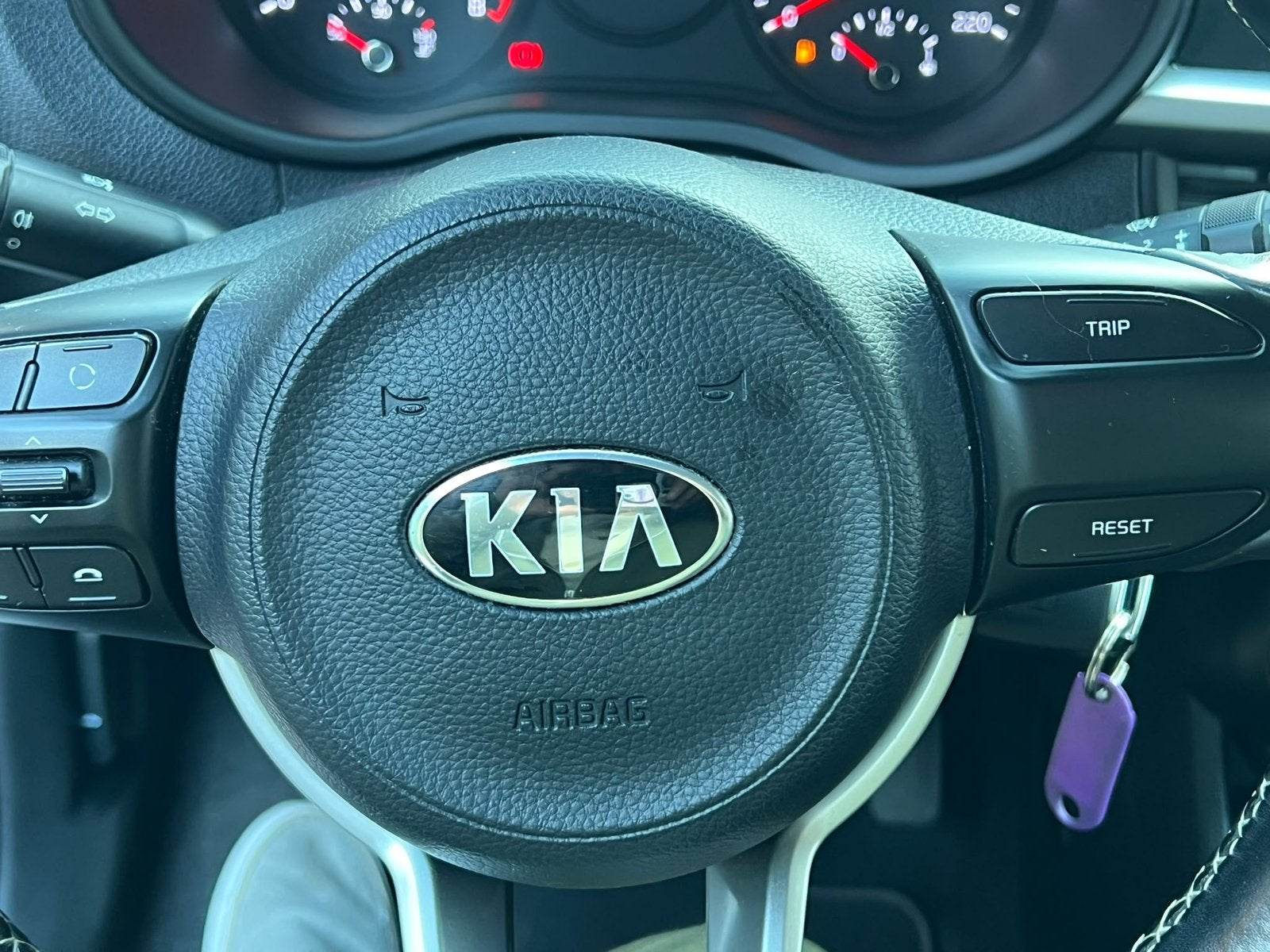 Foto 12 van Kia Picanto 1.0 MPi 67pk 5-zits 2019 Wit