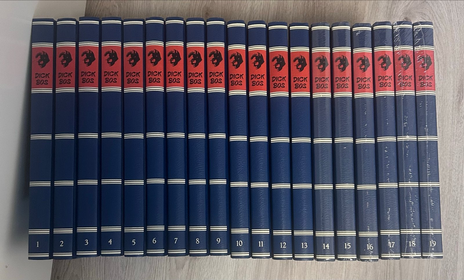 Dick Bos - Complete 19-delige Luxe Hardcover - Nieuwstaat!, Complete serie of reeks, Ophalen of Verzenden, Nieuw