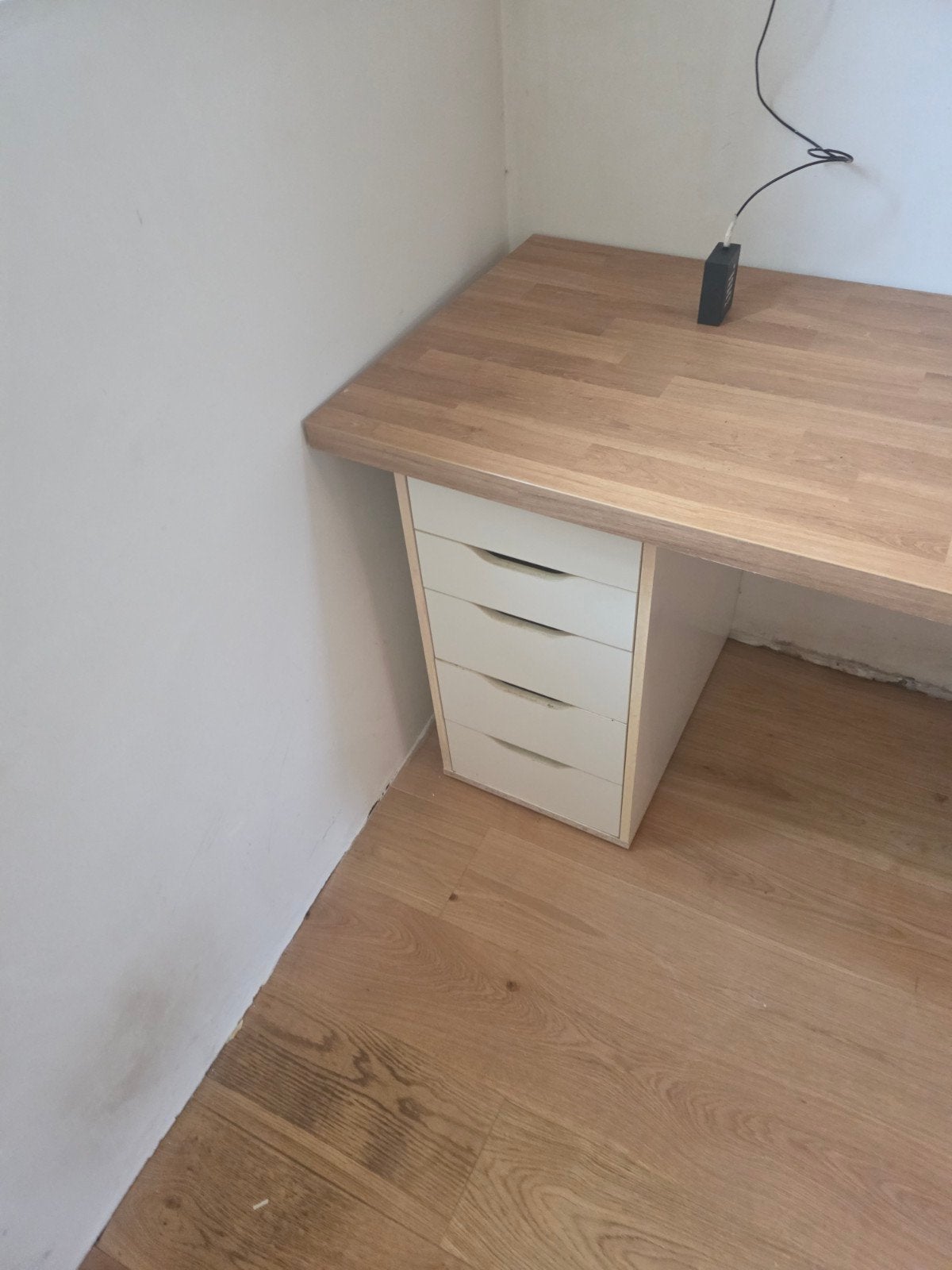 IKEA Bureau met ladeblokken, Huis en Inrichting, Ophalen, Met lades, Gebruikt, Hout