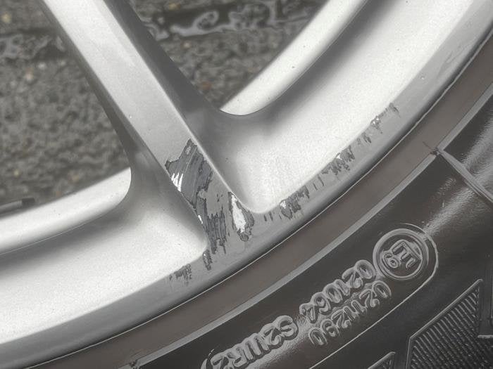 Sportvelgenset + banden van een Alfa Romeo Giulia, Auto-onderdelen, Gebruikt, -, Verzenden, -